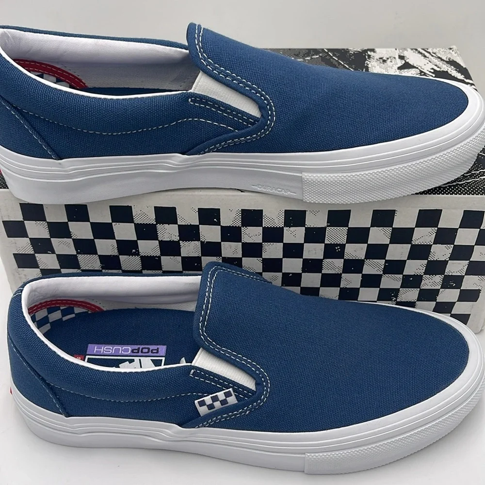 Vans WMNS Skate Slip-On Wrapped Dark Denim
VN0A5FCADDN
Sneakers - Picture 2 of 16